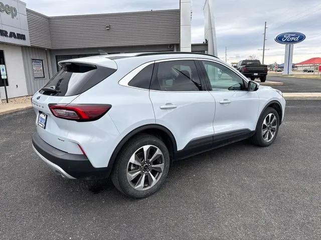 2025 Ford Escape Platinum