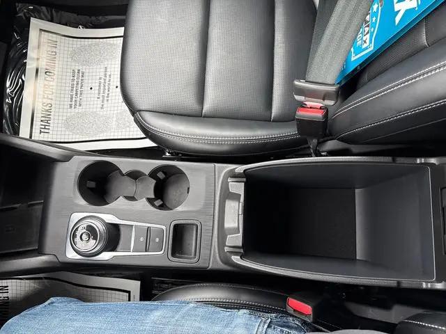 2025 Ford Escape Platinum