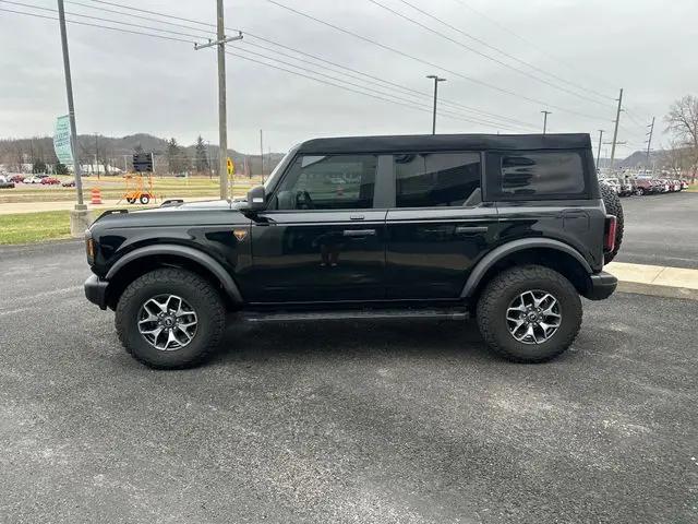 2023 Ford Bronco Badlands