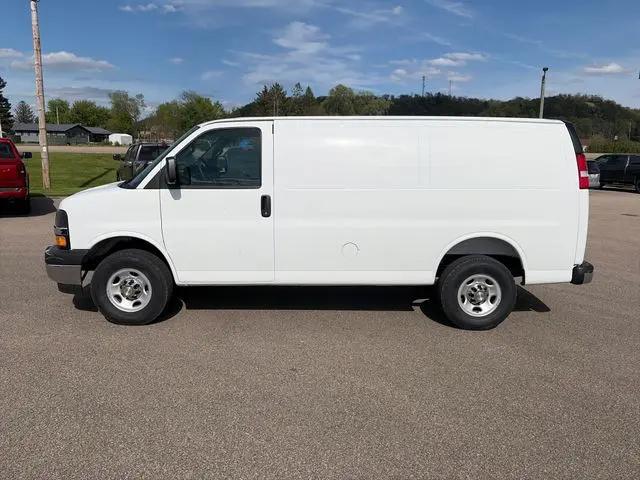 2026 Chevrolet Express Cargo Van 2500 Regular Wheelbase, WT, RWD