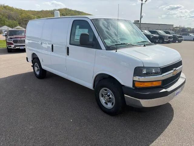 2026 Chevrolet Express Cargo Van 2500 Regular Wheelbase, WT, RWD
