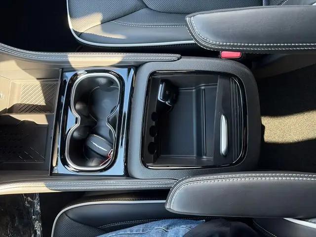 2026 Chrysler Pacifica Limited AWD