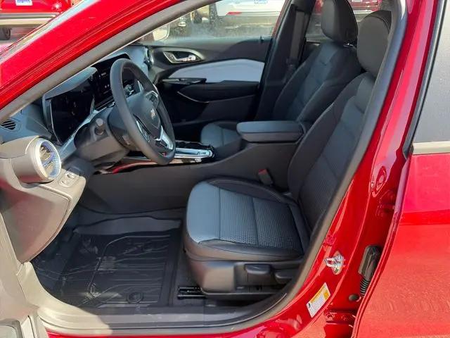 2026 Chevrolet Trax FWD LT