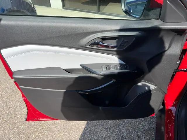 2026 Chevrolet Trax FWD LT