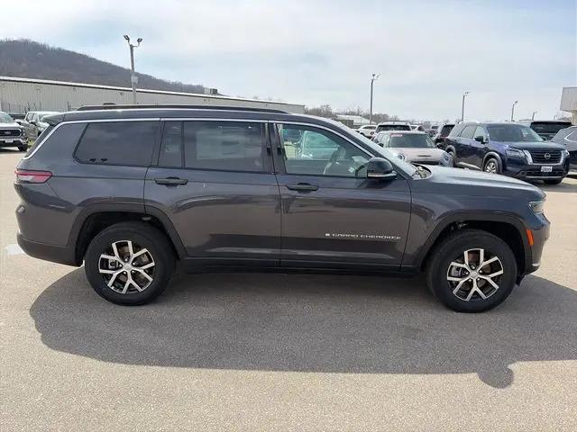 2025 Jeep Grand Cherokee L Limited 4x4