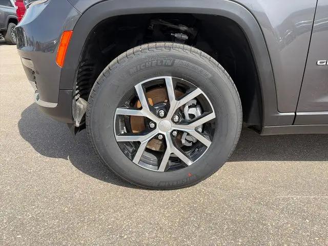 2025 Jeep Grand Cherokee L Limited 4x4