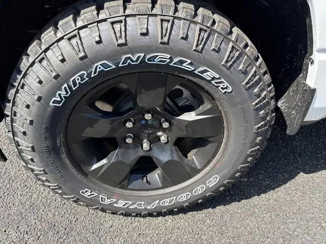 2026 Ram 1500 Warlock Crew Cab 4x4 5'7" Box