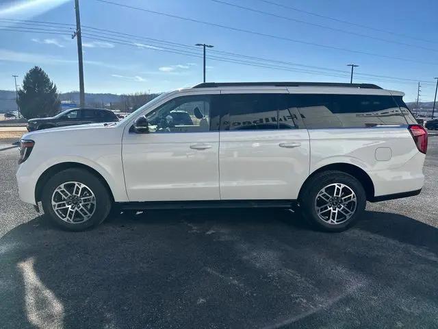 2026 Ford Expedition Max Active MAX