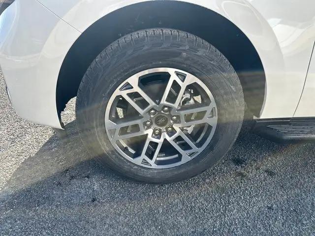2026 Ford Expedition Max Active MAX