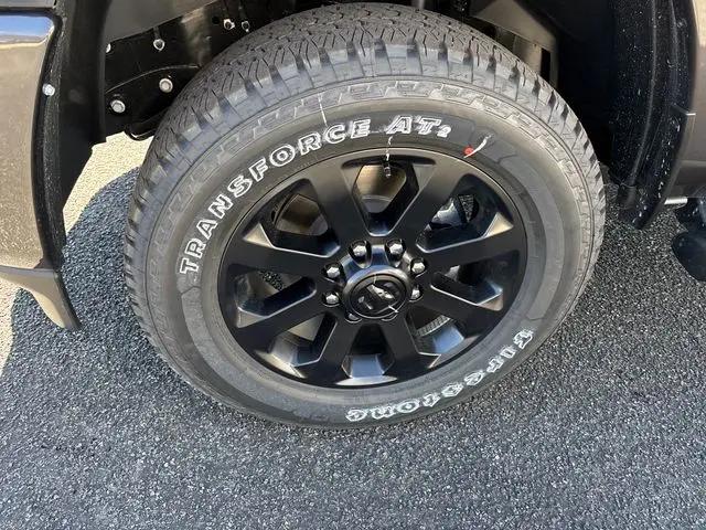 2026 Ram 2500 Black Express Crew Cab 4x4 6'4" Box