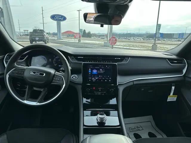 2025 Jeep Grand Cherokee L Altitude X 4x4