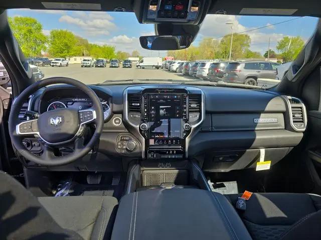 2026 Ram 1500 Big Horn Crew Cab 4x4 5'7" Box