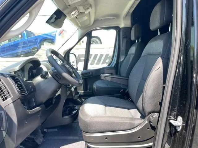 2026 Ram ProMaster 2500 Cargo Van Tradesman High Roof 136" WB w/Pass Seat