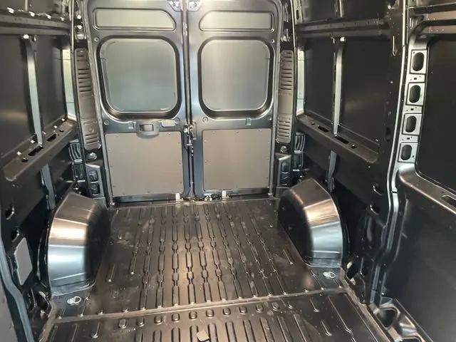 2026 Ram ProMaster 2500 Cargo Van Tradesman High Roof 136" WB w/Pass Seat