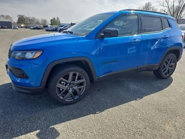 2026 Jeep Compass Latitude Altitude for sale in Prairie du Chien, WI