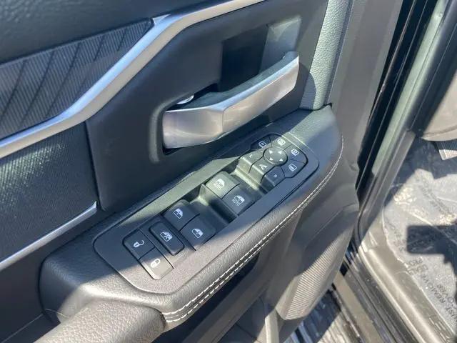 2026 Ram 2500 Big Horn Crew Cab 4x4 6'4" Box
