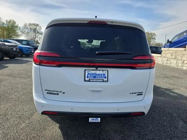 2026 Chrysler Pacifica Limited AWD