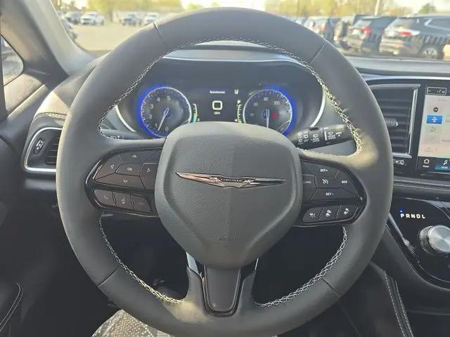 2026 Chrysler Pacifica Limited AWD