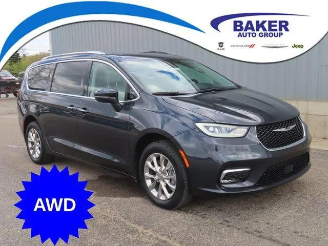 2021 Chrysler Pacifica Touring L AWD for sale in Cadillac, MI
