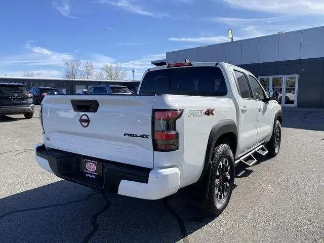 2024 Nissan Frontier Crew Cab PRO-4X 4x4