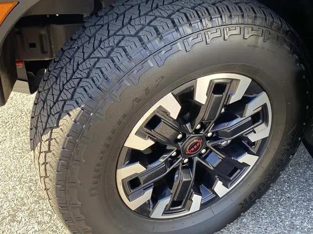 2024 Nissan Frontier Crew Cab PRO-4X 4x4