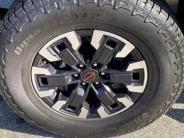 2024 Nissan Frontier Crew Cab PRO-4X 4x4