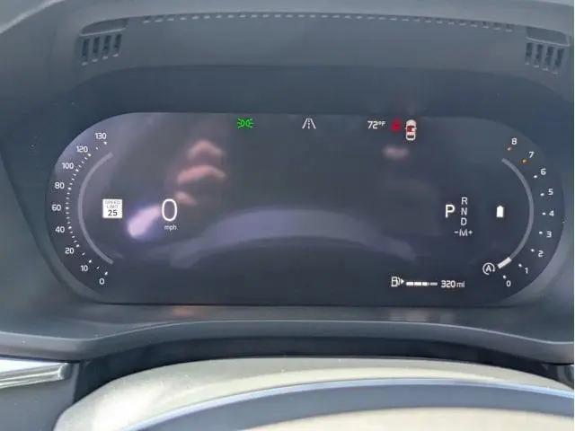 2025 Volvo XC60 B5 Ultra