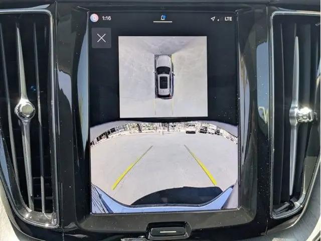 2025 Volvo XC60 B5 Ultra