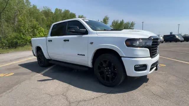 2026 Ram 1500 Laramie Crew Cab 4x4 5'7" Box