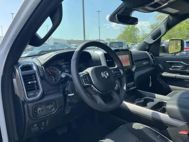 2026 Ram 1500 Laramie Crew Cab 4x4 5'7" Box