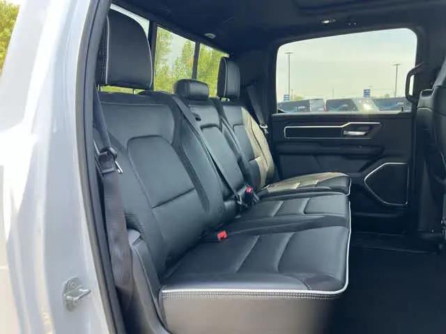 2026 Ram 1500 Laramie Crew Cab 4x4 5'7" Box