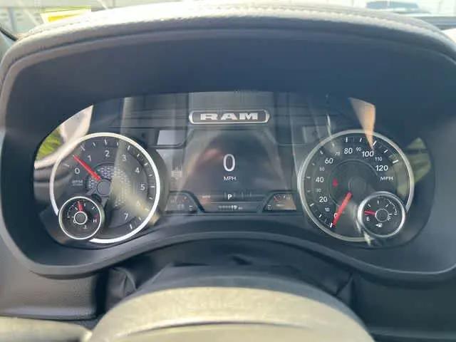 2026 Ram 1500 Laramie Crew Cab 4x4 5'7" Box