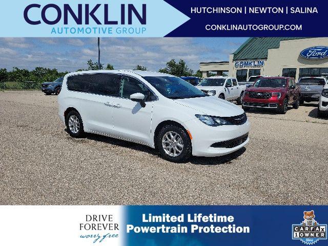 2023 Chrysler Voyager LX for sale in Newton, KS