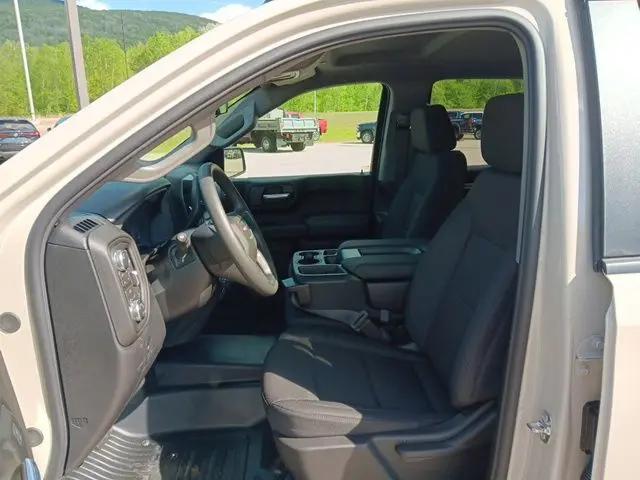 2026 GMC Sierra 1500 Crew Cab, Short Bed, Pro, 4WD