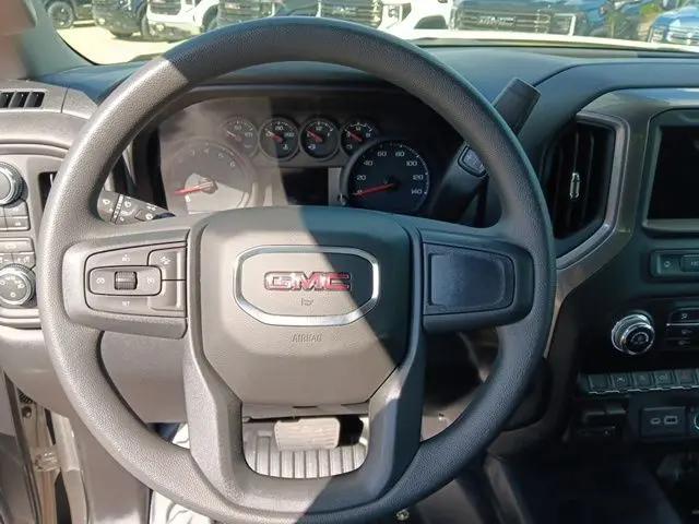 2026 GMC Sierra 1500 Crew Cab, Short Bed, Pro, 4WD