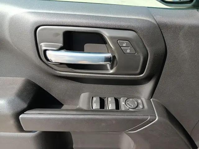 2026 GMC Sierra 1500 Crew Cab, Short Bed, Pro, 4WD