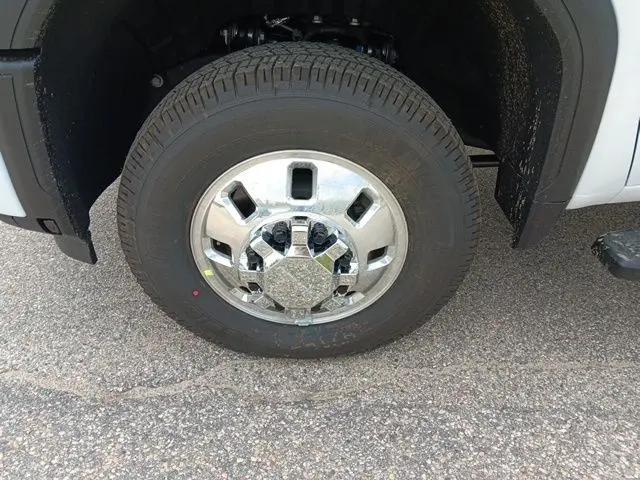 2026 GMC Sierra 3500HD Crew Cab, Long Bed, Denali Dual Rear Wheel, 4WD