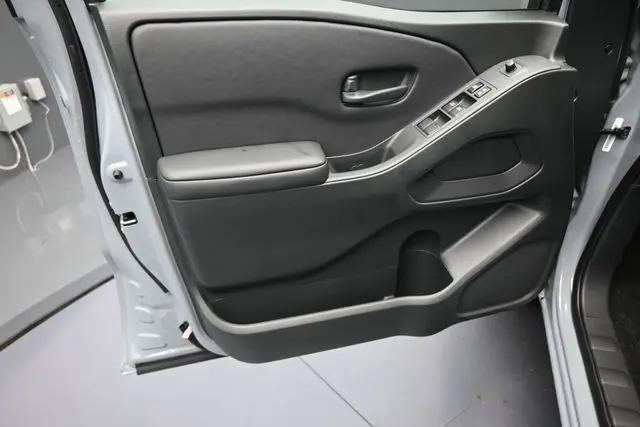 2026 Nissan Frontier Crew Cab SV 4x2