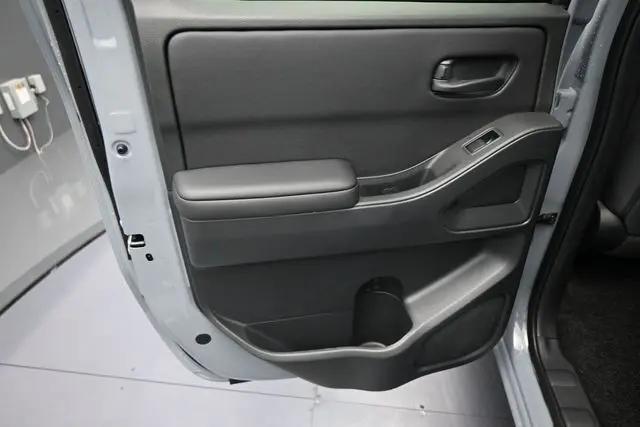 2026 Nissan Frontier Crew Cab SV 4x2