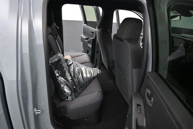 2026 Nissan Frontier Crew Cab SV 4x2