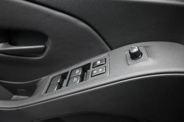 2026 Nissan Frontier Crew Cab SV 4x2