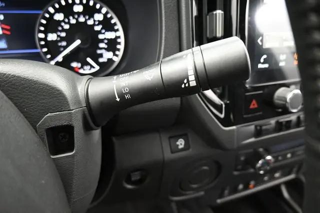 2026 Nissan Frontier Crew Cab SV 4x2