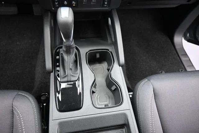 2026 Nissan Frontier Crew Cab SV 4x2