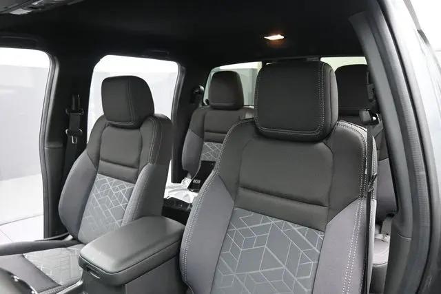 2026 Nissan Frontier Crew Cab SV 4x2