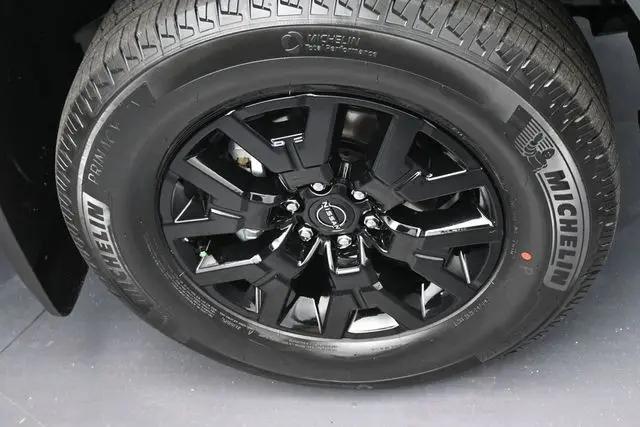 2026 Nissan Frontier Crew Cab SV 4x2