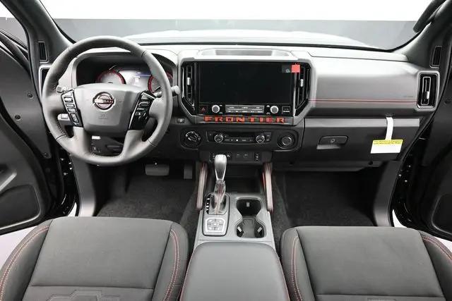 2026 Nissan Frontier Crew Cab PRO-4X 4x4