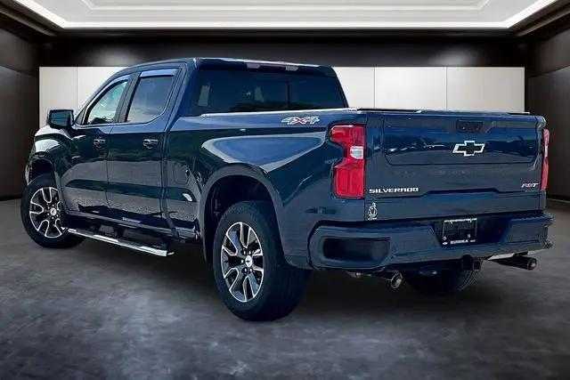 2022 Chevrolet Silverado 1500 4WD Crew Cab Standard Bed RST