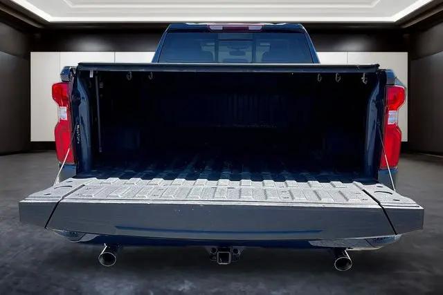 2022 Chevrolet Silverado 1500 4WD Crew Cab Standard Bed RST