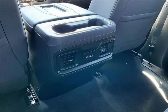 2022 Chevrolet Silverado 1500 4WD Crew Cab Standard Bed RST