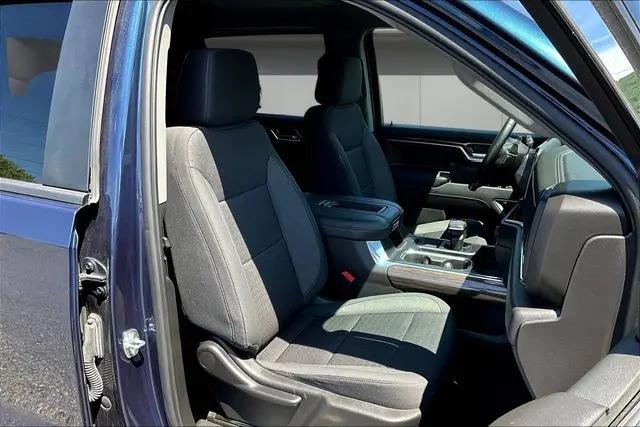 2022 Chevrolet Silverado 1500 4WD Crew Cab Standard Bed RST